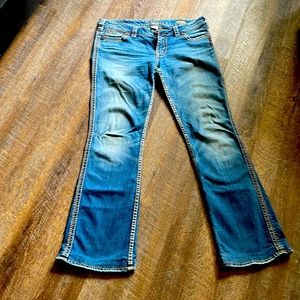 Mid-blue wash Silver Jeans Co bootcut. W 31 L33. EUC